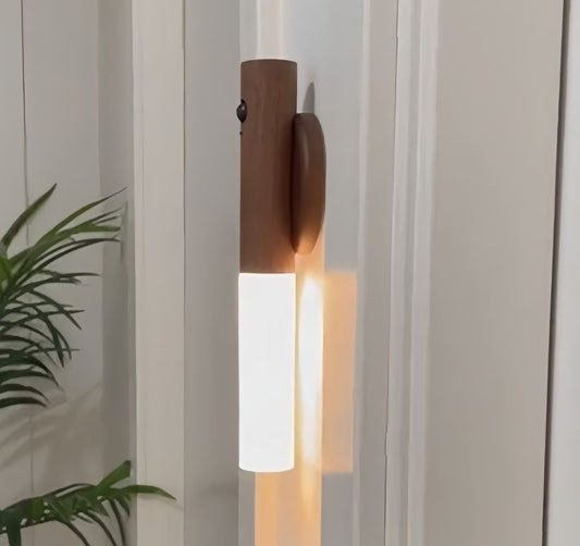 إضاءة ذكية قابلة للشحن بحساس حركة وتركيب مغناطيسي